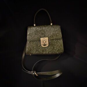 Beautiful new Patricia Nash soft olive designer bag